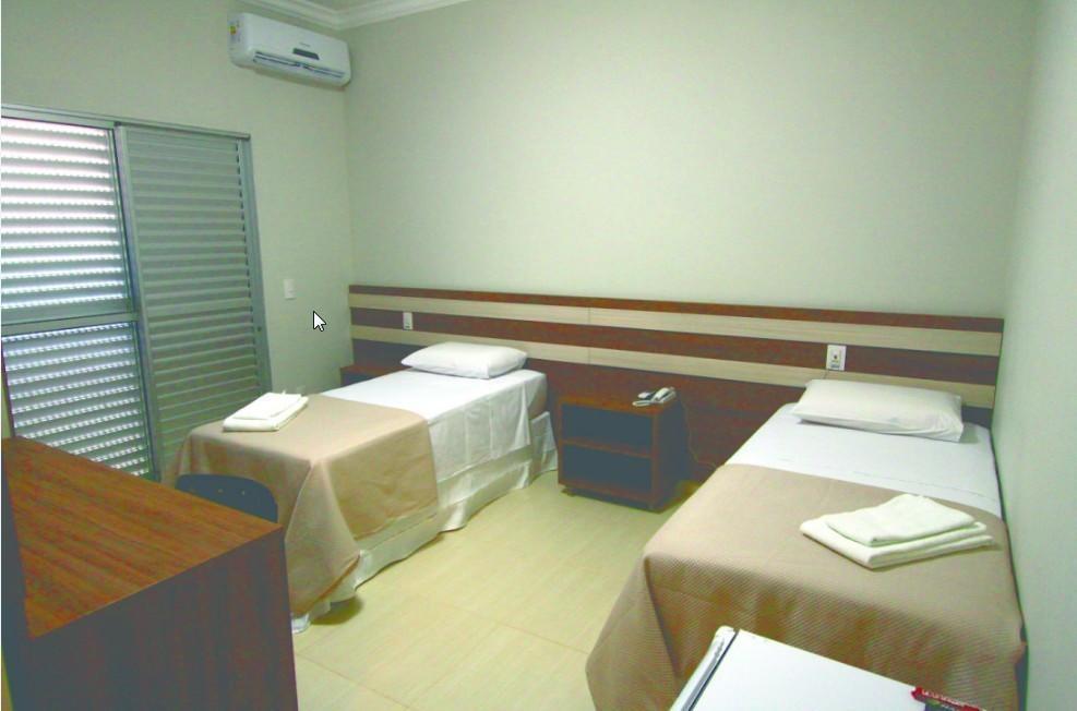 Joao Pinheiro Hotel Avenida الغرفة الصورة